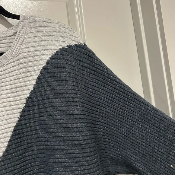 Express Dark green and grey Sweater - Picture 3 of 4